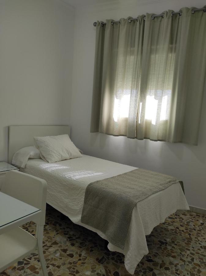 Hostal Mellizo Lebrija Exteriör bild
