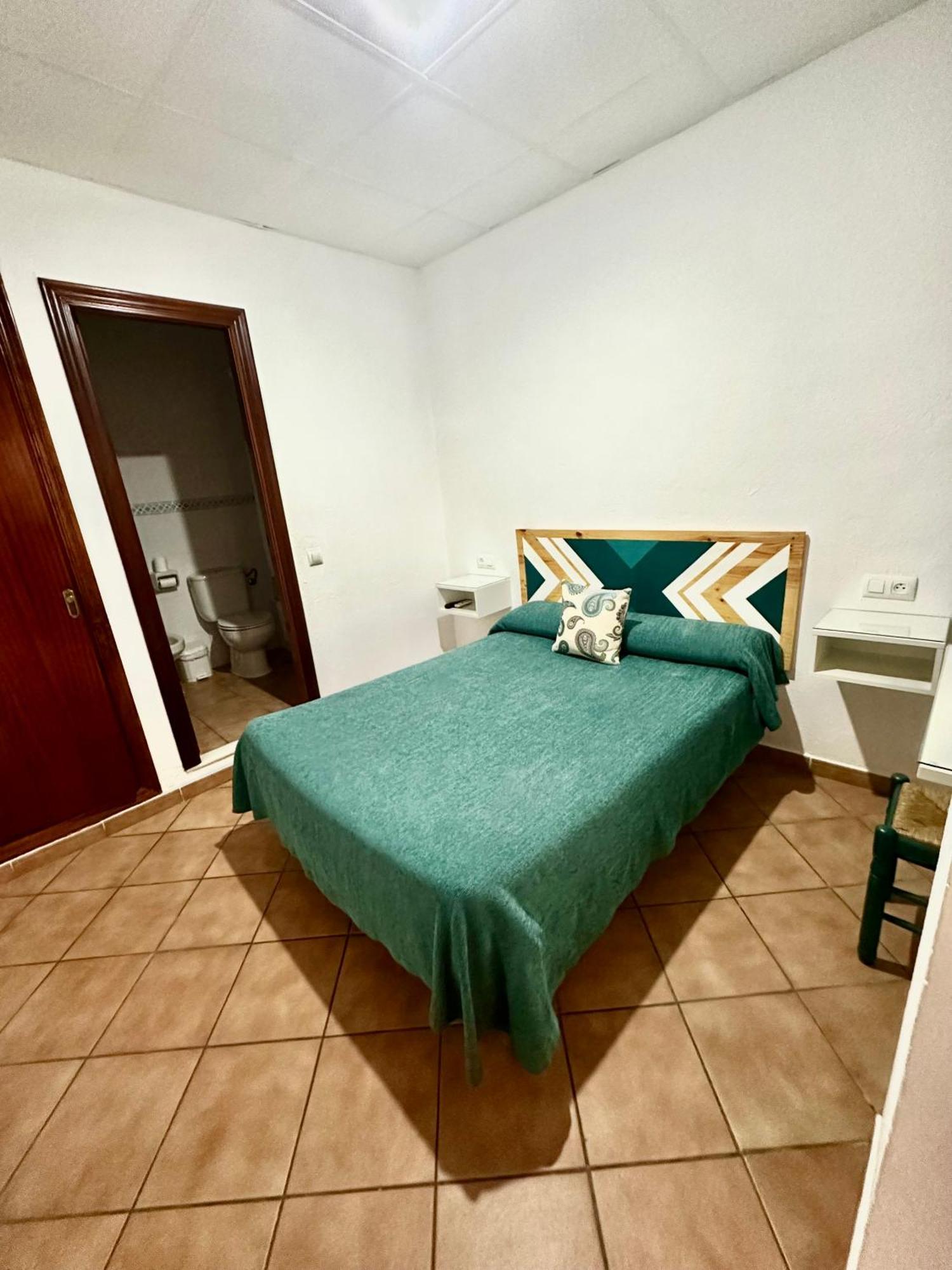 Hostal Mellizo Lebrija Exteriör bild