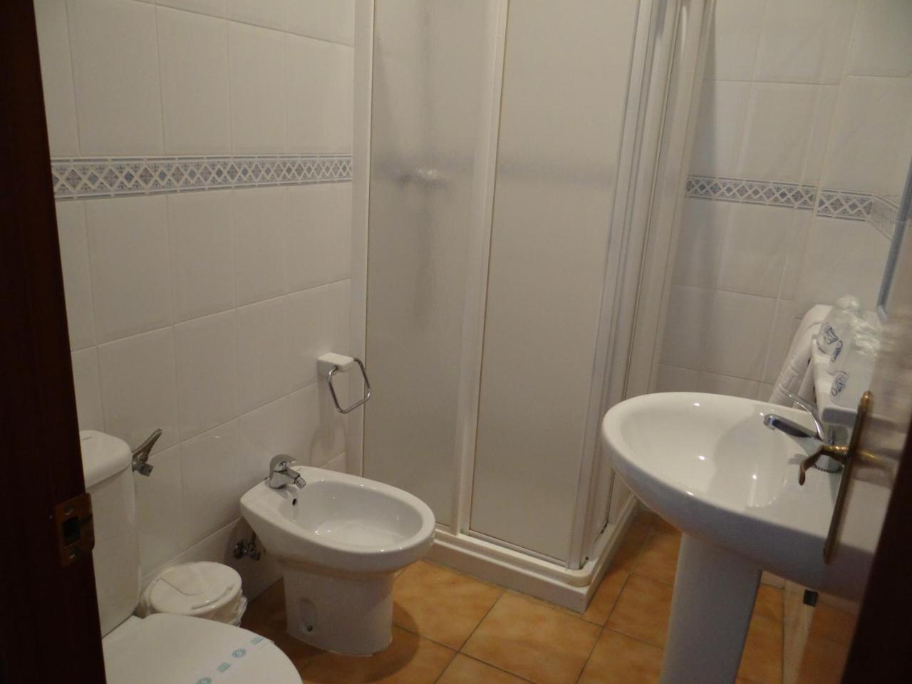 Hostal Mellizo Lebrija Exteriör bild